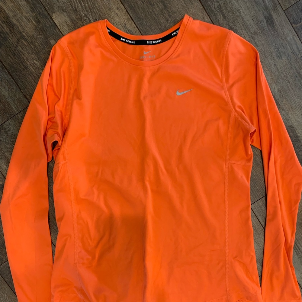 Women’s Nike Running DriFit Long Sleeve Shirt